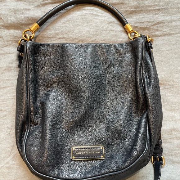 Marc by Marc Jacobs Black Leather Hobo Shoulder Bag with Gold Hardware - Picture 4 of 8